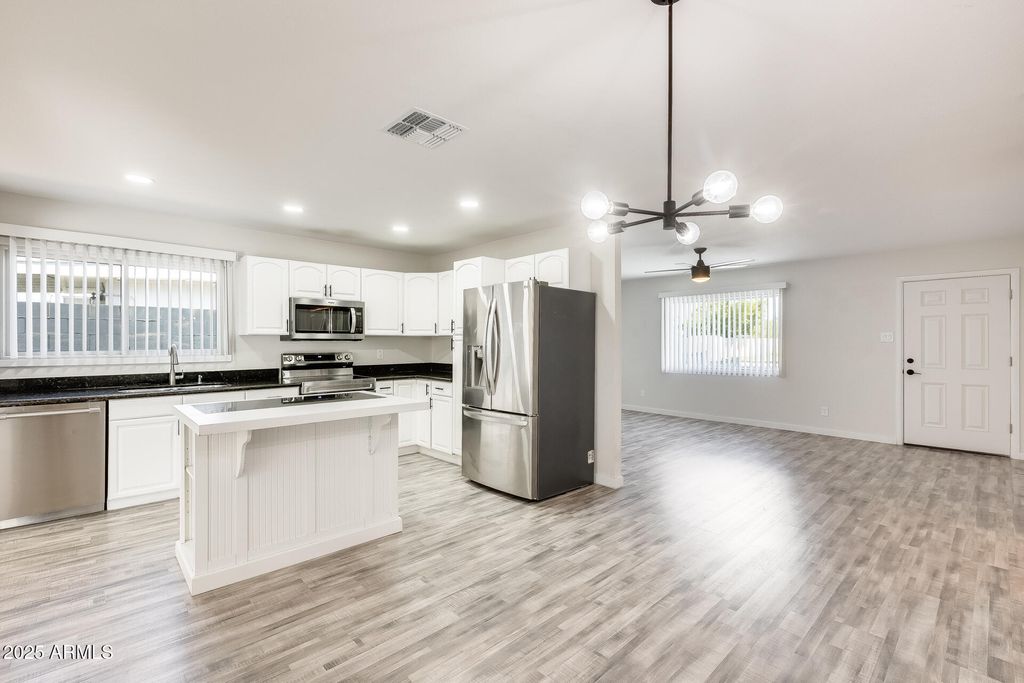 Photo of 6818 S Terrace Road, Tempe, AZ 85283 (MLS # 6888439)