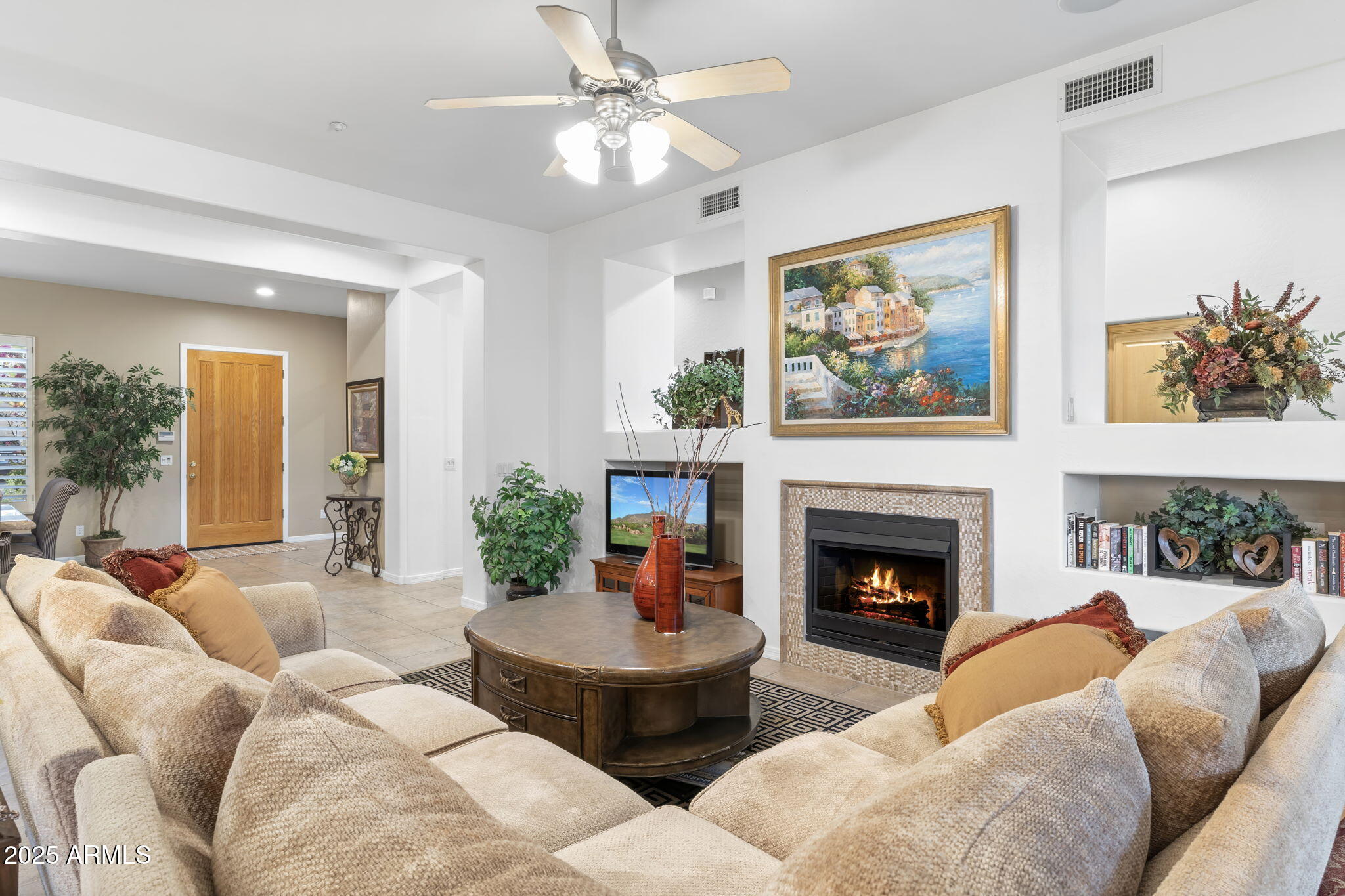 10737 E GELDING Drive