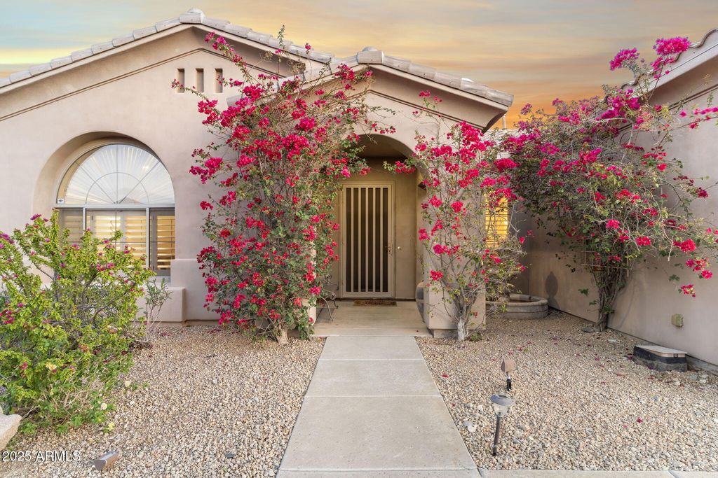 Photo of 10737 E Gelding Drive, Scottsdale, AZ 85255 (MLS # 6851392)