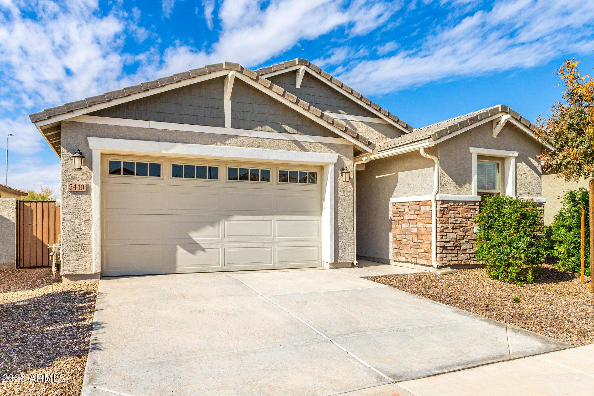 5440 S ARIZONA Place