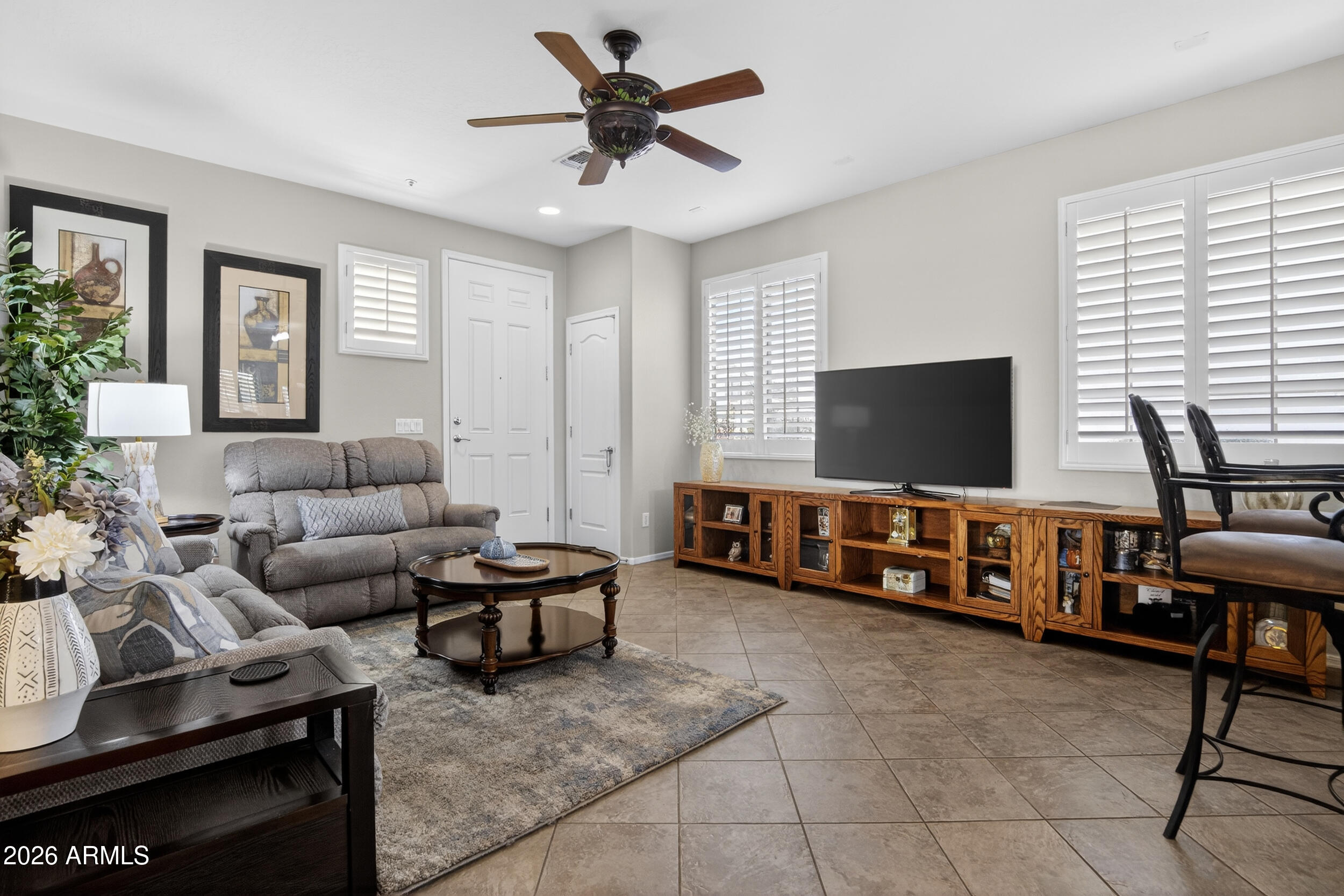 838 E STOTTLER Drive