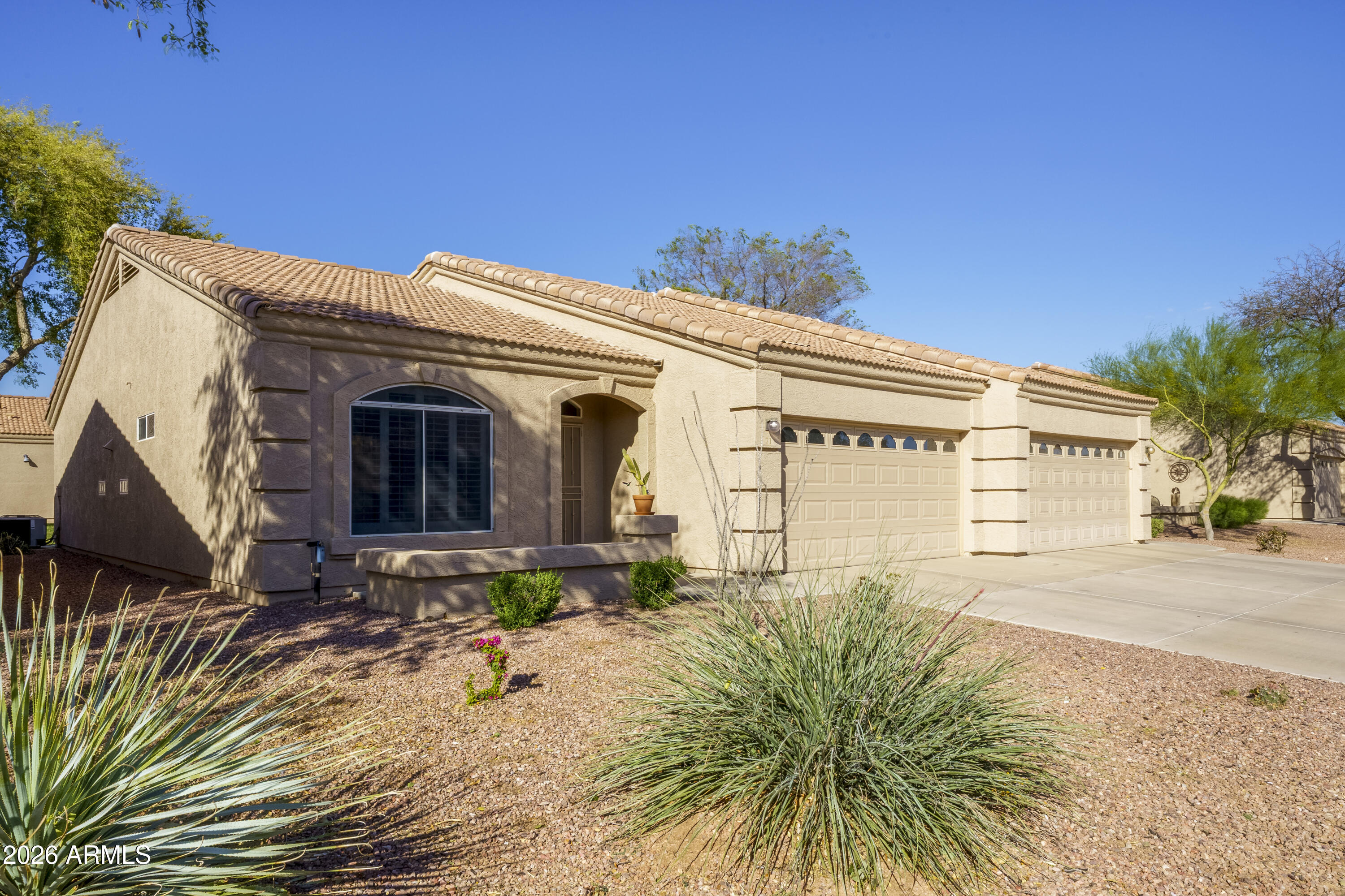 2101 S Yellow Wood -- 71