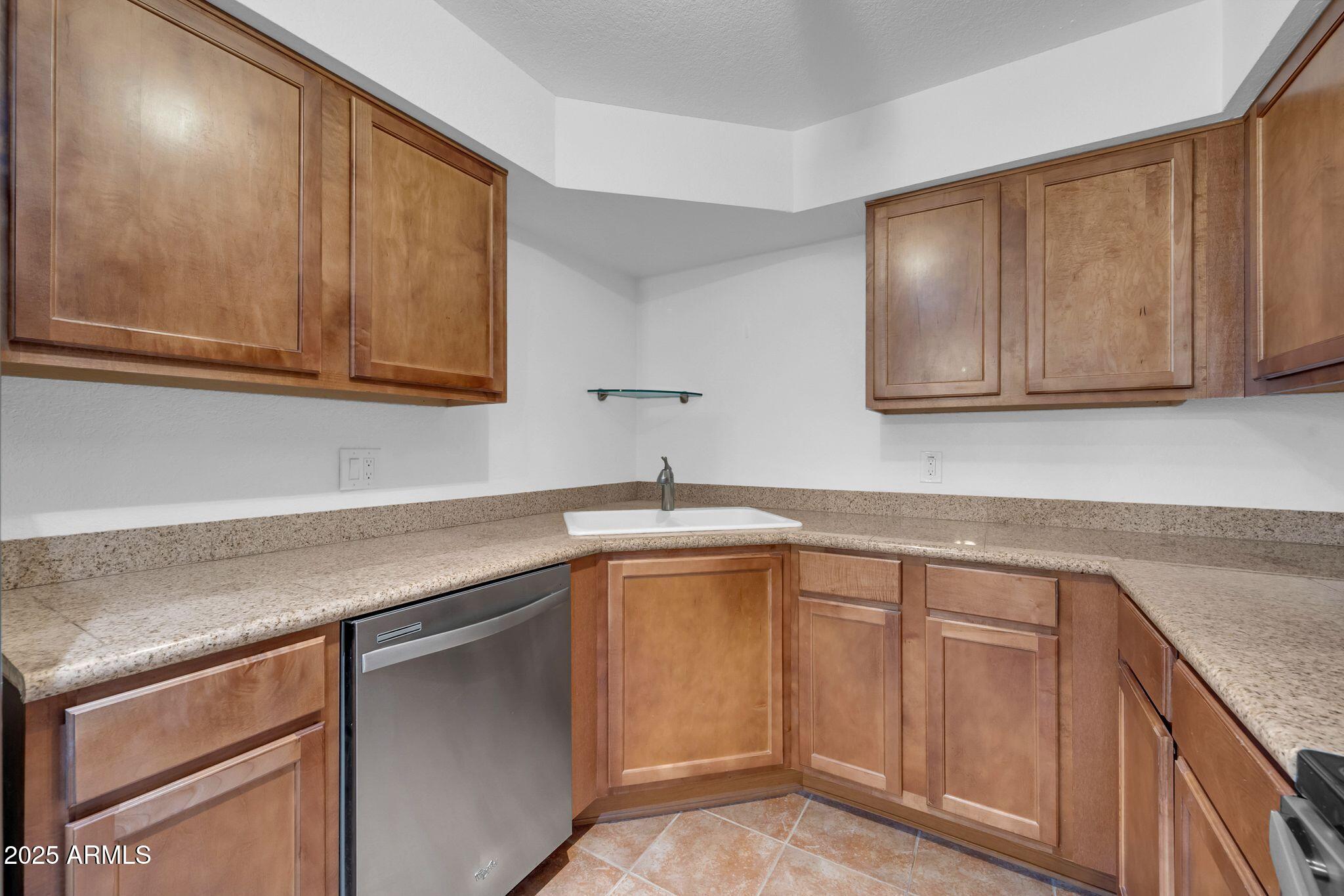 8787 E MOUNTAIN VIEW Road 1087