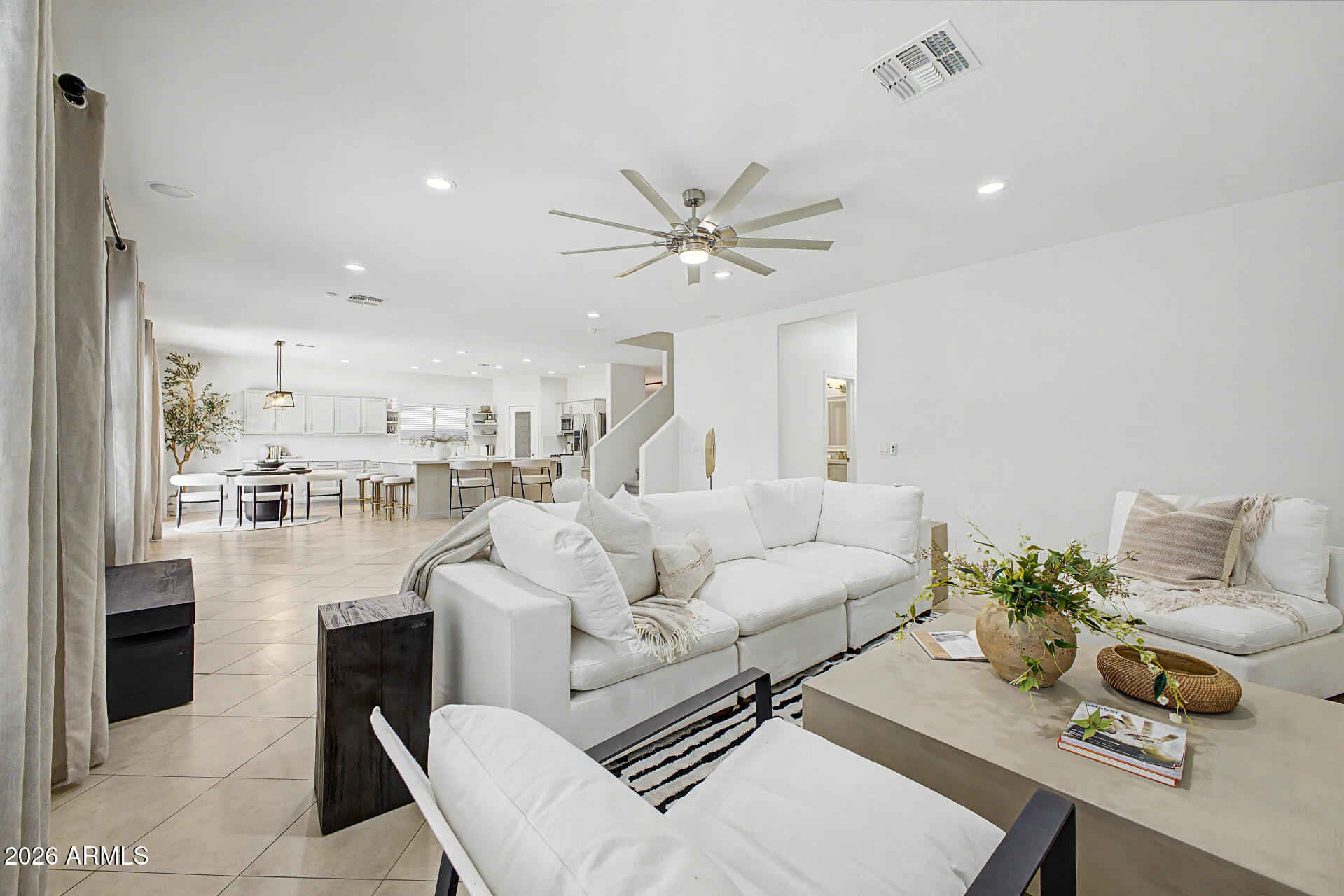 3709 E BETSY Lane