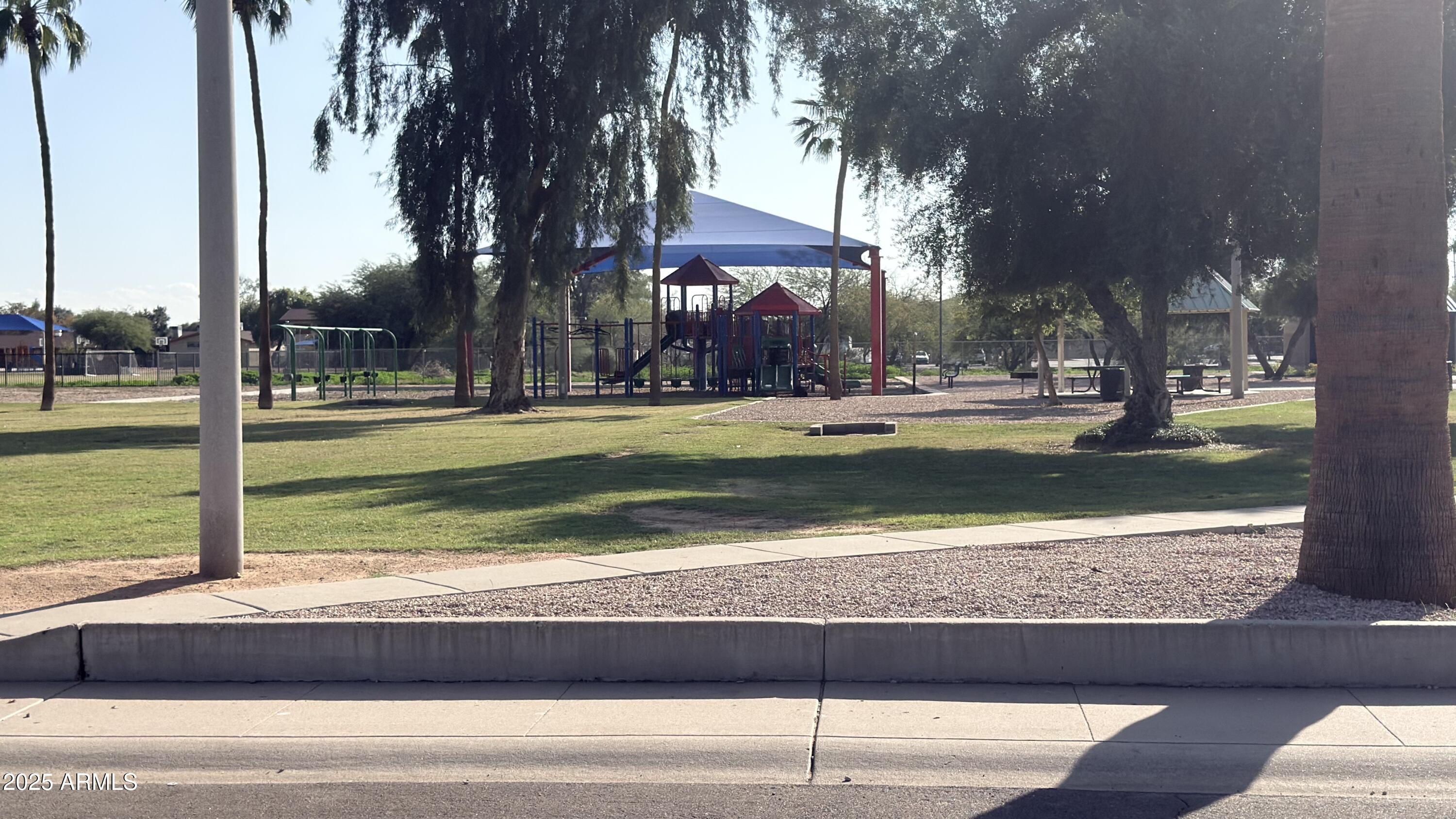 480 W HARRISON Street SW