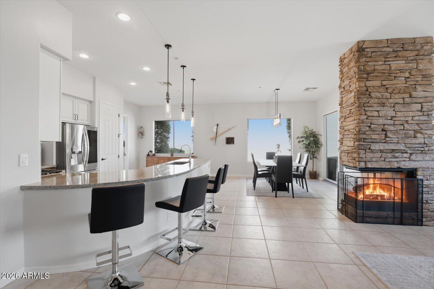 7427 E EVENING GLOW Drive