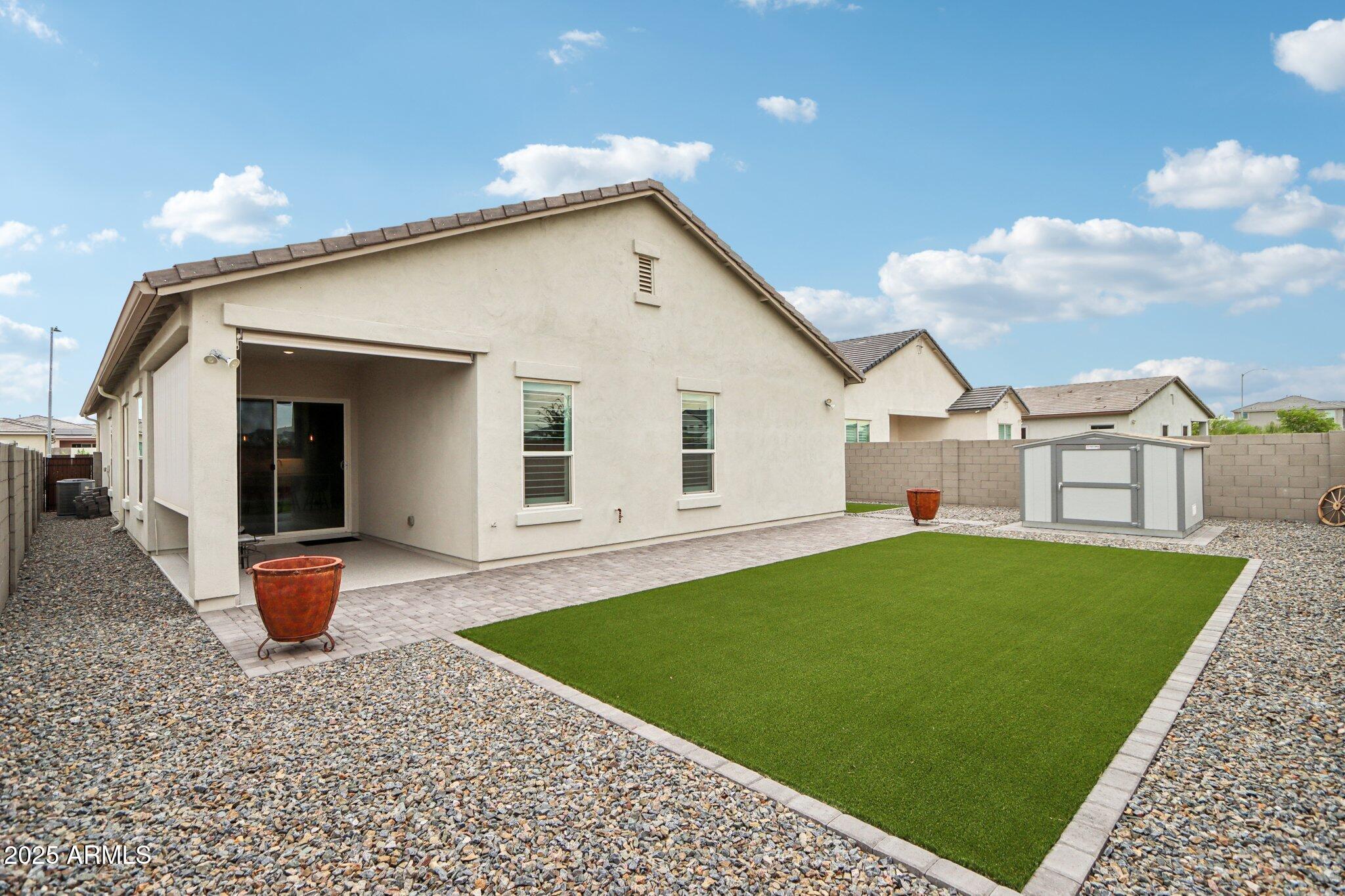 10447 W LONE CACTUS Drive