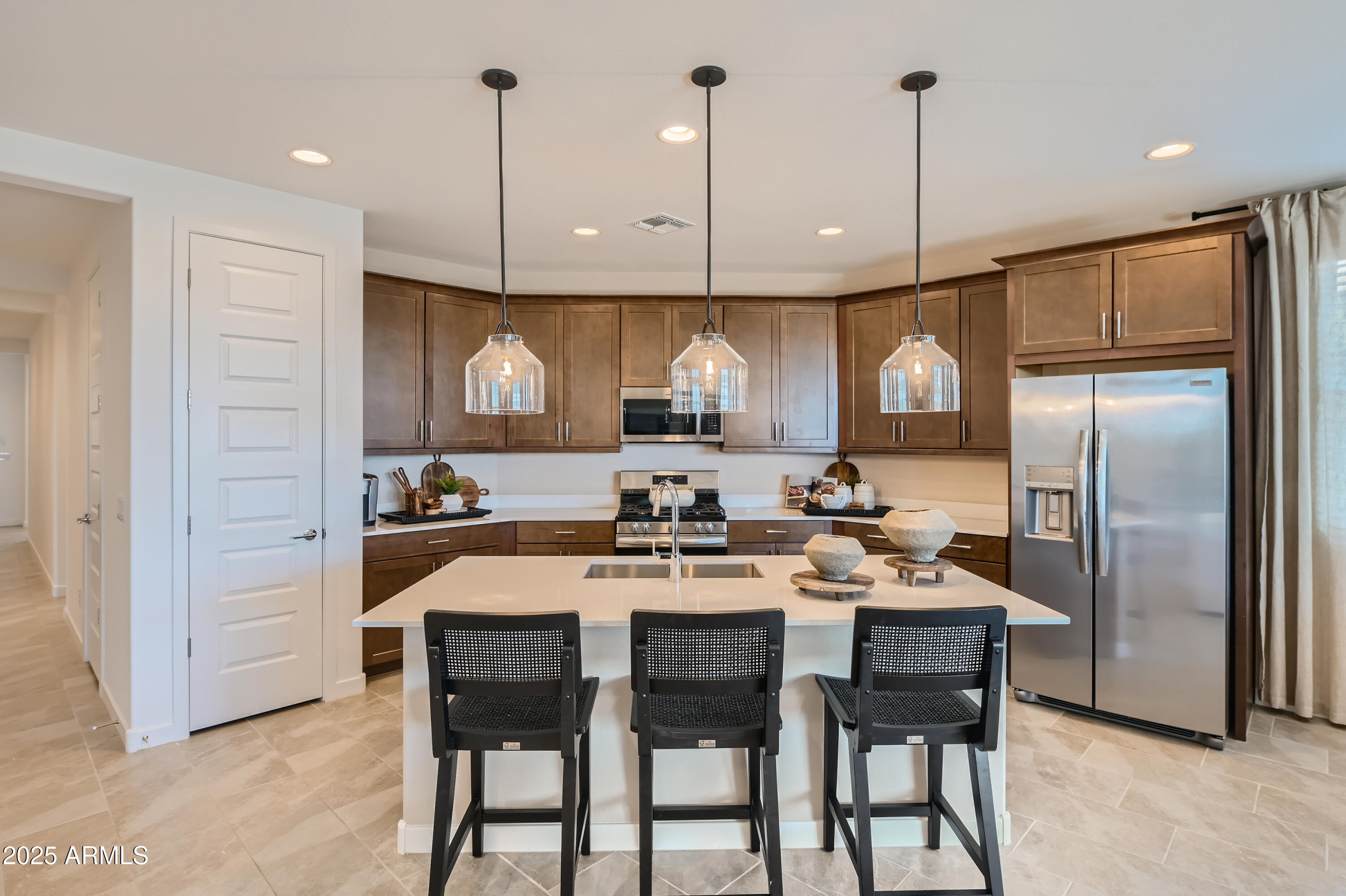 Search Homes 2 8142 E PETRA Avenue
