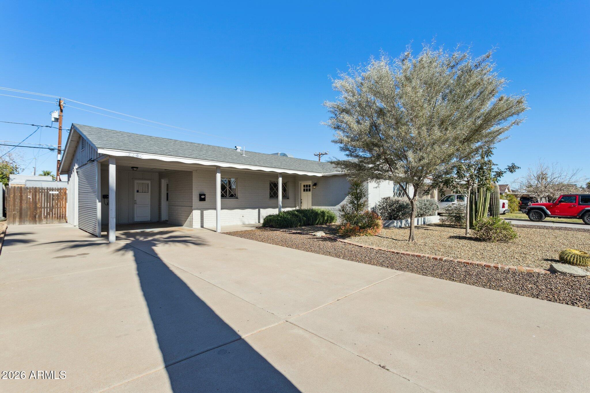 7240 E GARFIELD Street