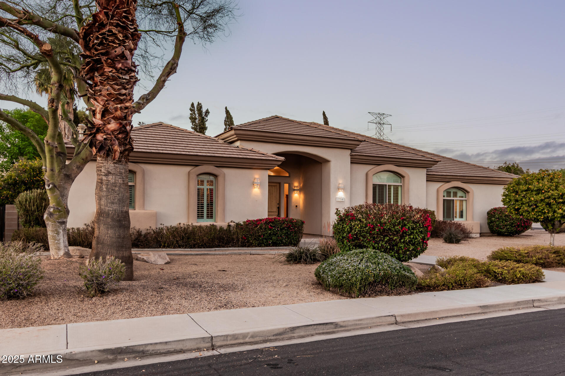 3954 E FLORIAN Avenue