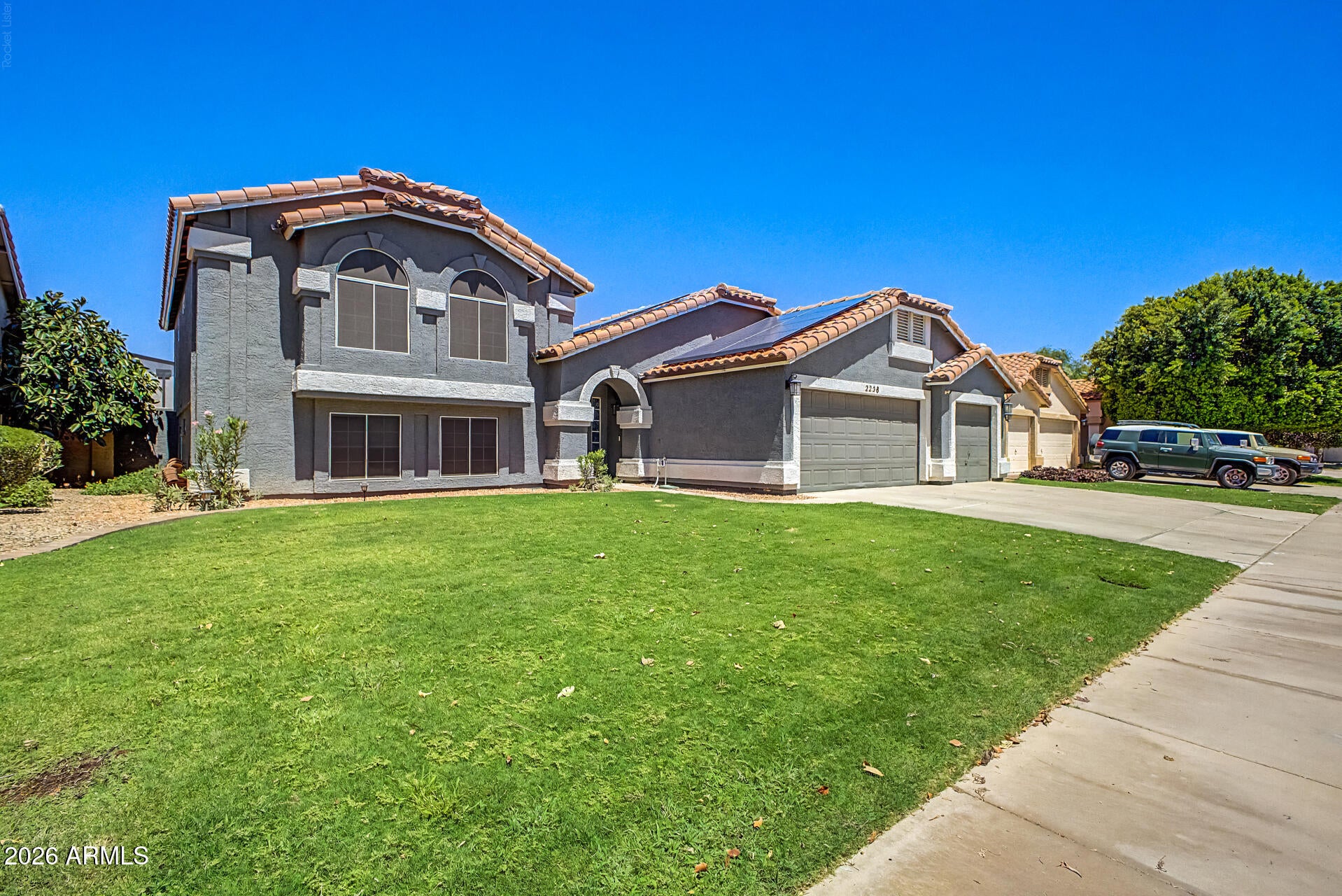 2258 E SANTA CRUZ Drive