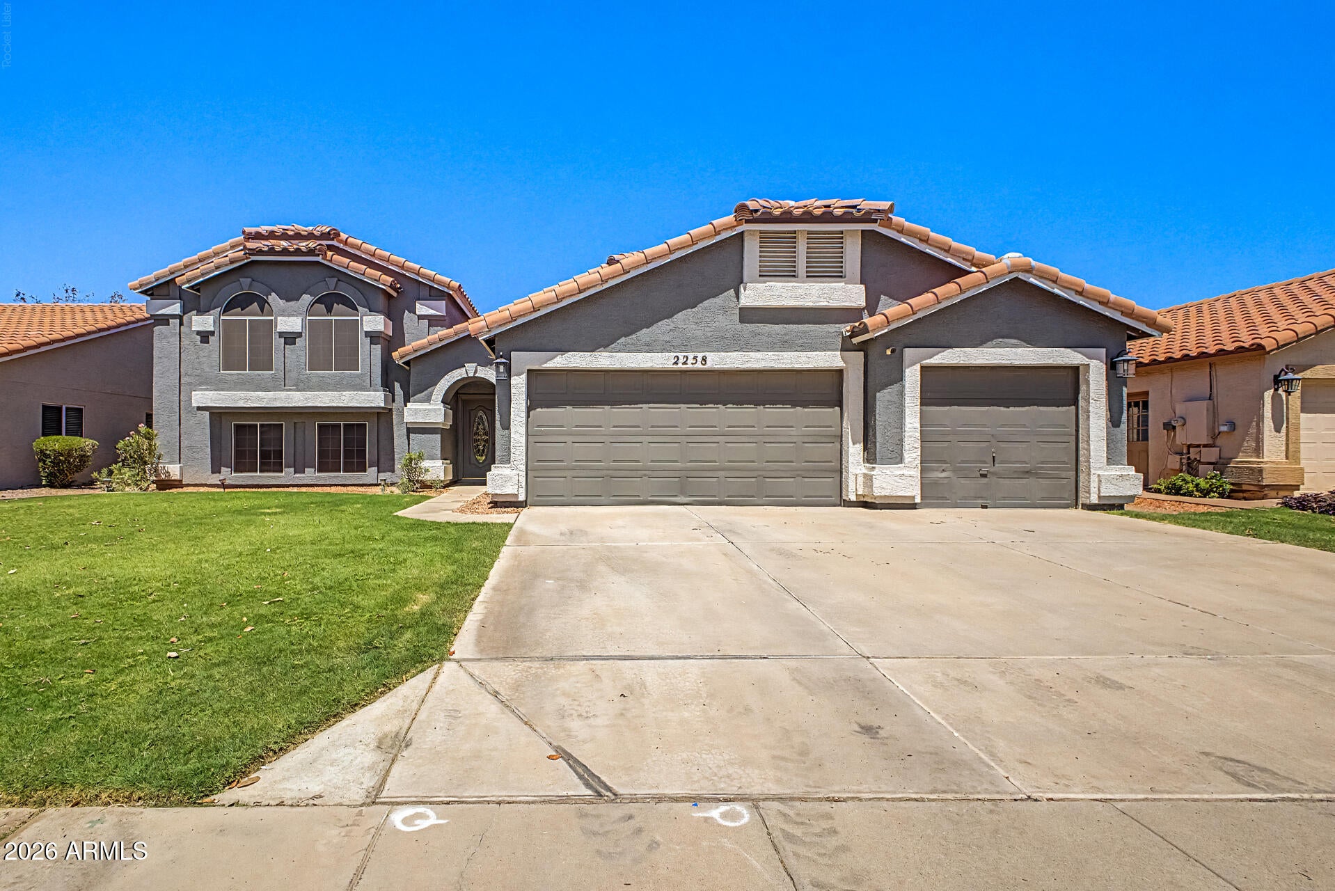 2258 E SANTA CRUZ Drive