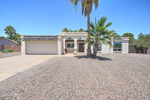 Photo of 4820 E Sunnyside Drive, Scottsdale, AZ 85254 (MLS # 6992450)