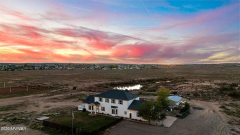 Property photo of 631 N Centennial Boulevard, Taylor, AZ 85939