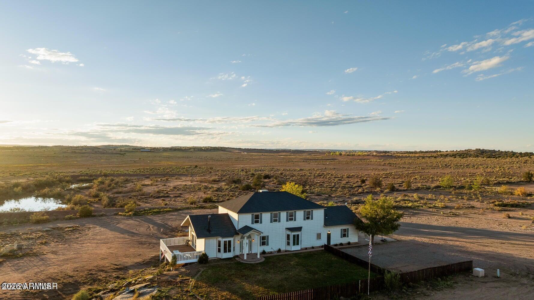 631 N CENTENNIAL Boulevard