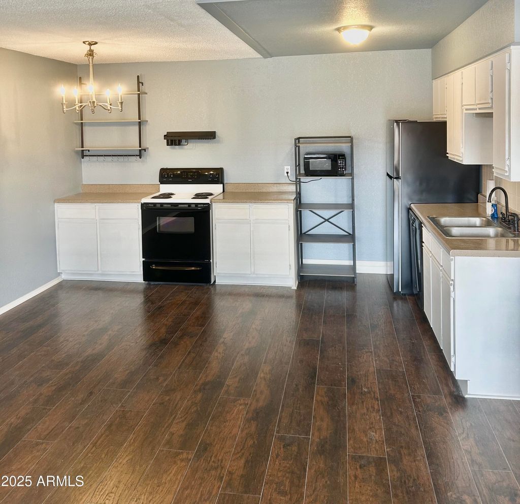 Photo of 1440 N Idaho Road #2041, Apache Junction, AZ 85119 (MLS # 6977758)