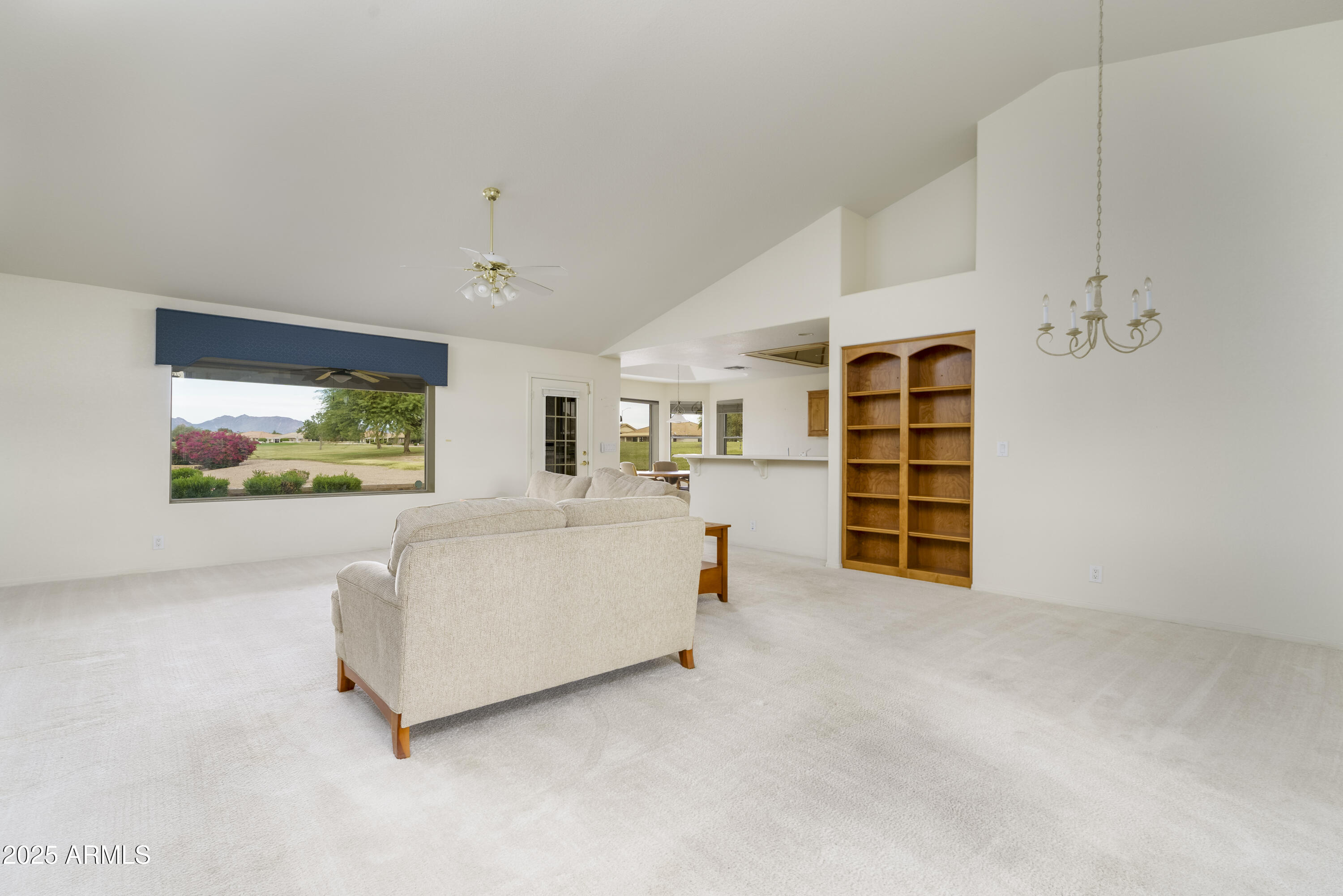 11438 E MEDINA Avenue