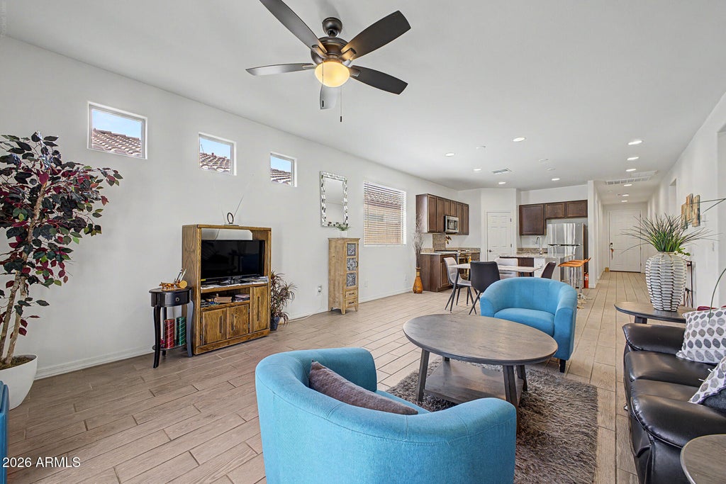 Photo of 5735 W Jones Avenue, Phoenix, AZ 85043 (MLS # 7052459)