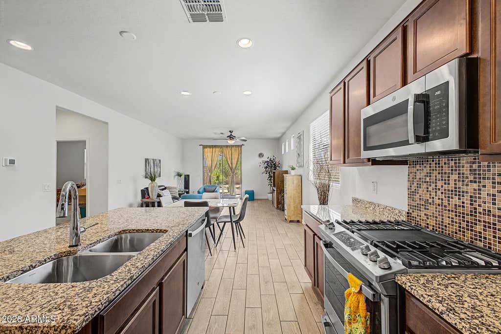 Photo of 5735 W Jones Avenue, Phoenix, AZ 85043 (MLS # 7052459)