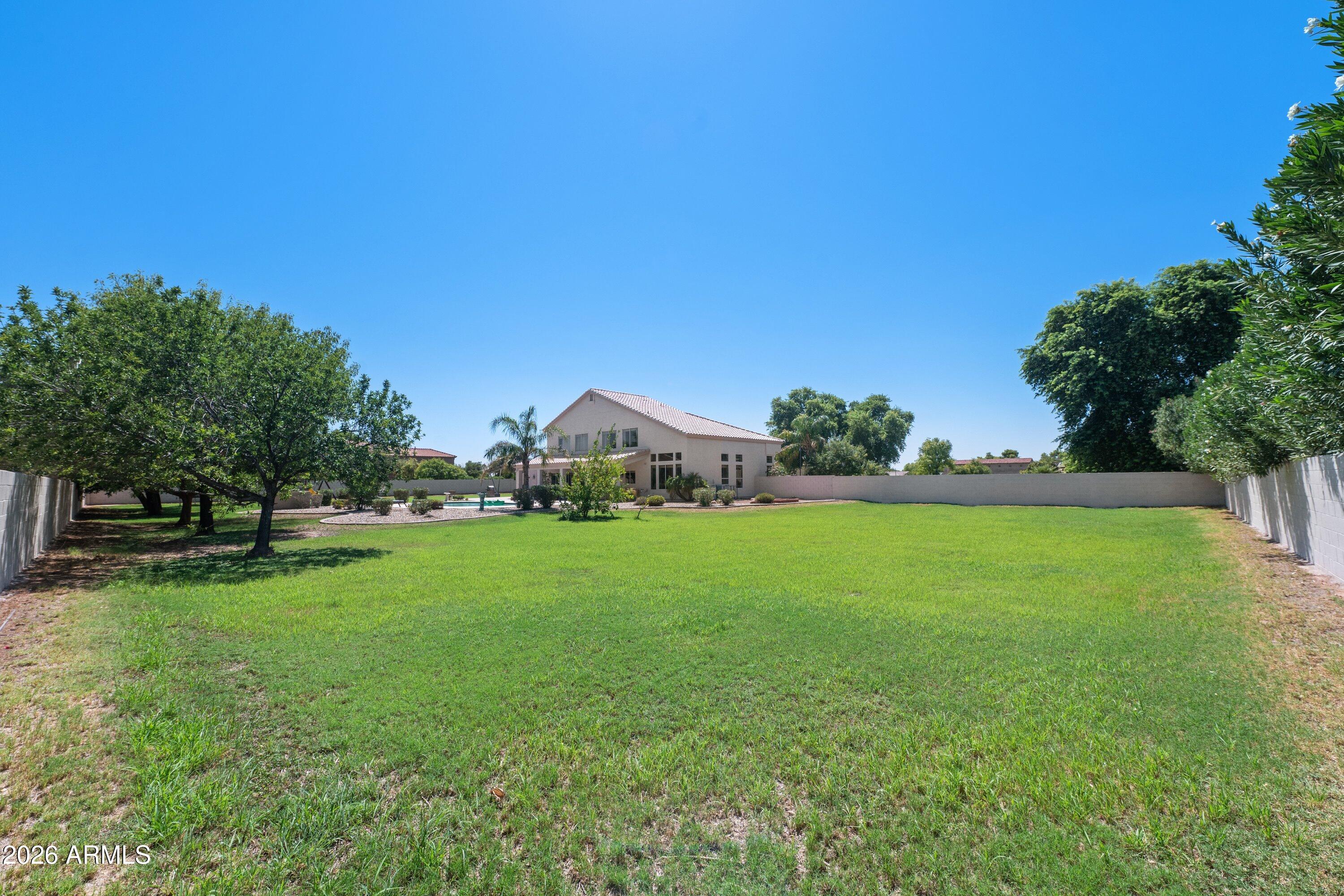 241 S Equestrian Court