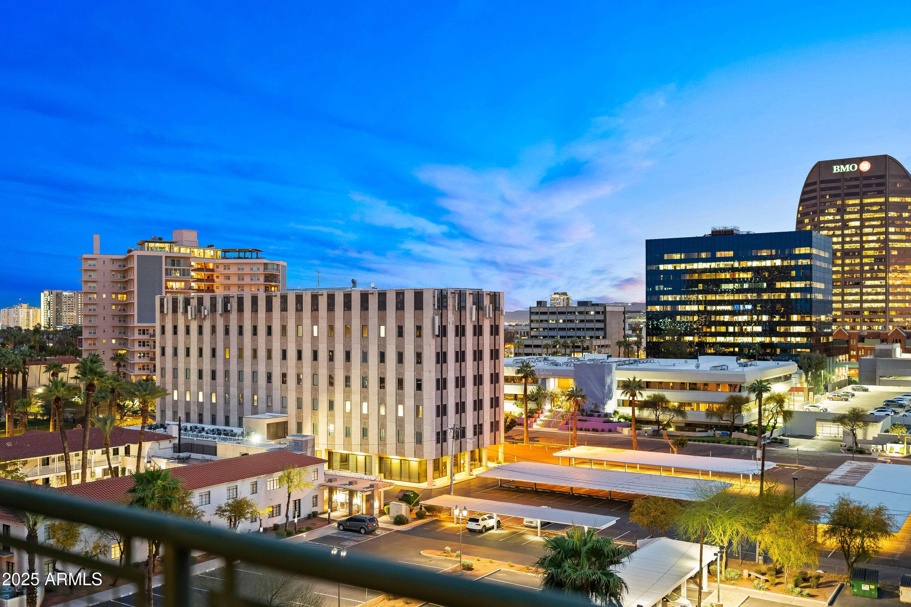 16 W ENCANTO Boulevard 616