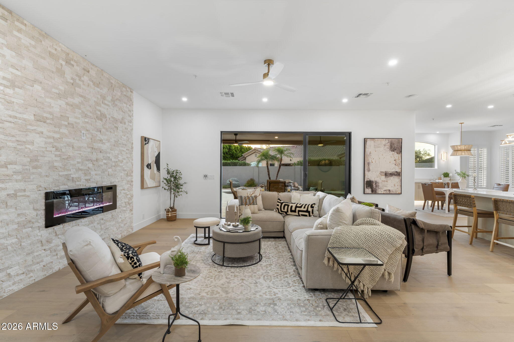 10304 E ACACIA Drive