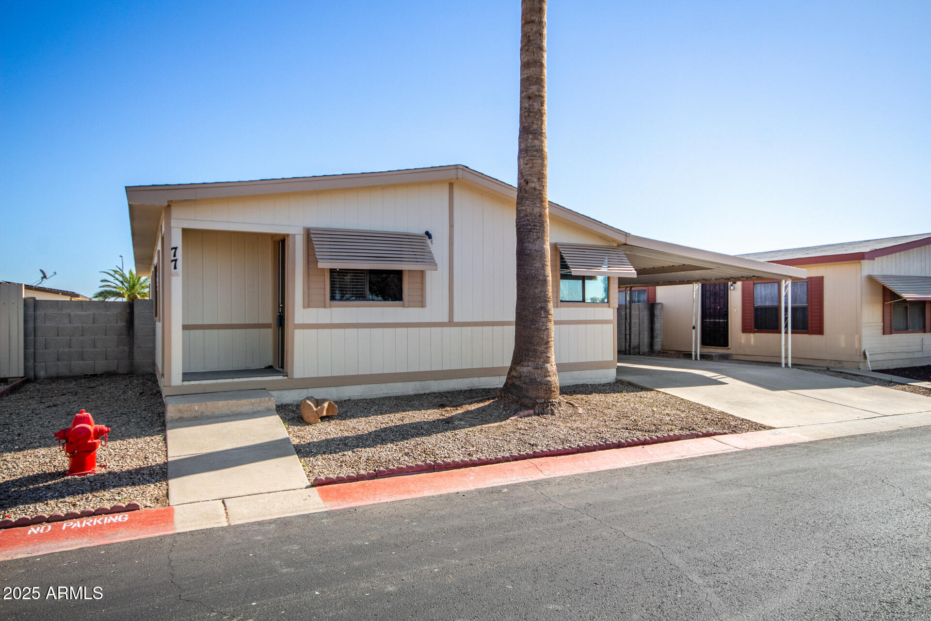 8601 N 103RD Avenue 77