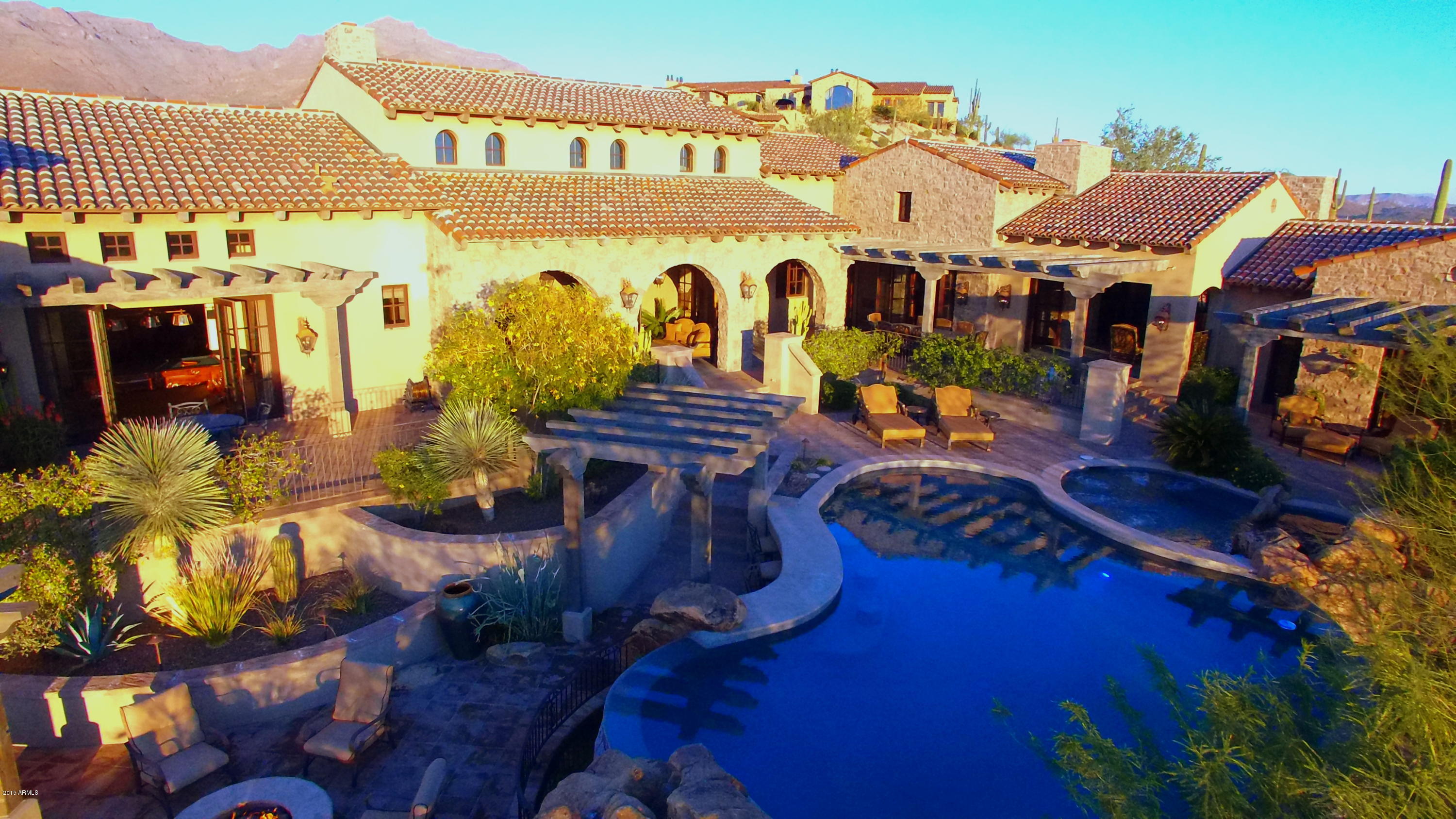 Superstition Mountain - Residential