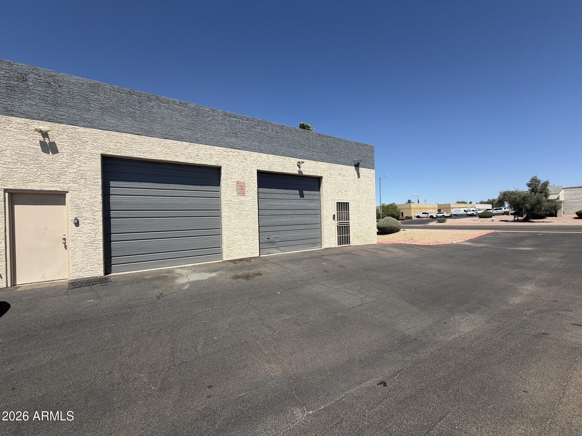 7745 E REDFIELD Road 200