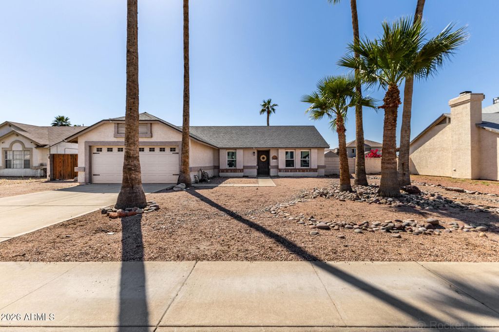 Photo of 7033 W Brown Street, Peoria, AZ 85345 (MLS # 6998627)