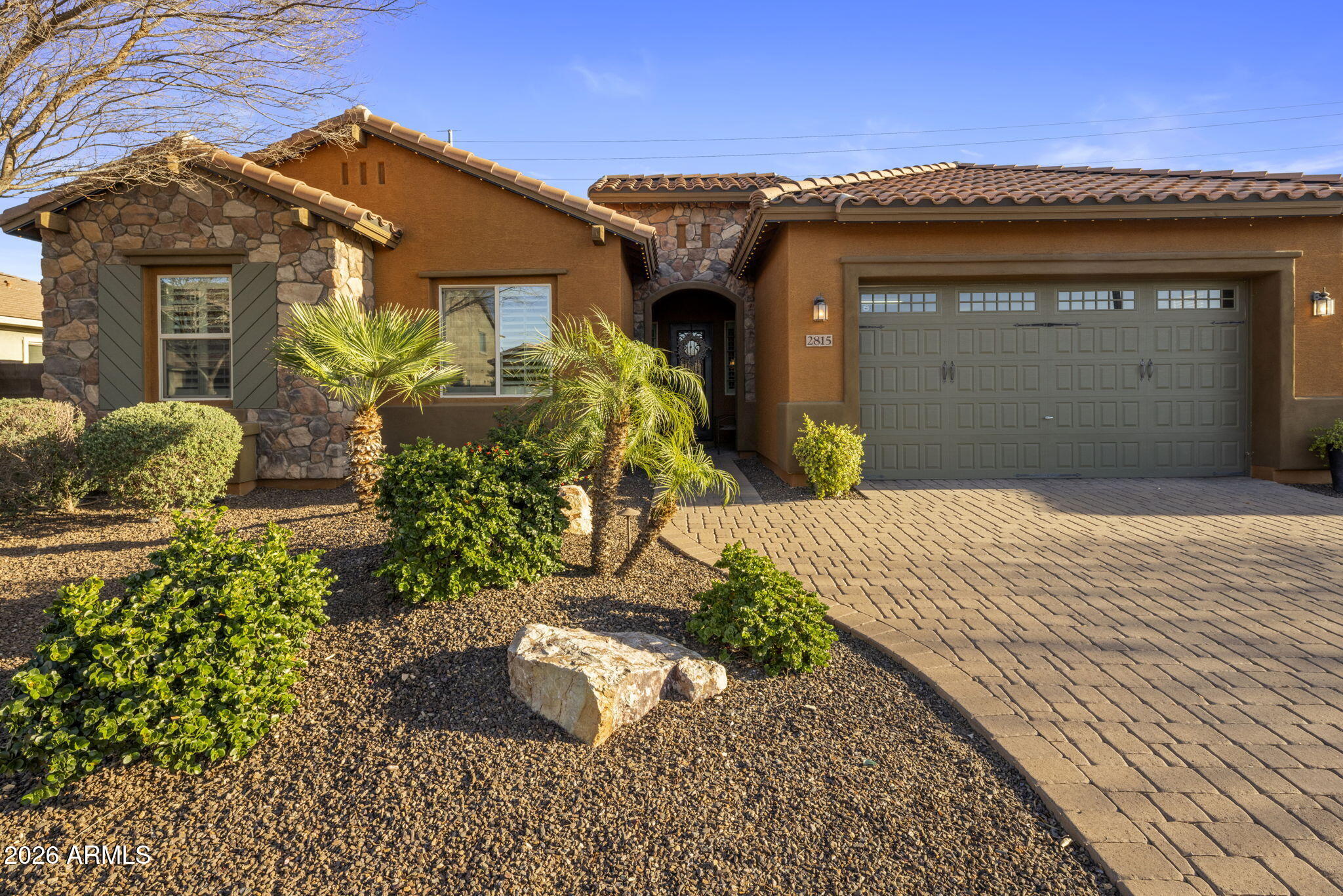 2815 E ODESSA Street