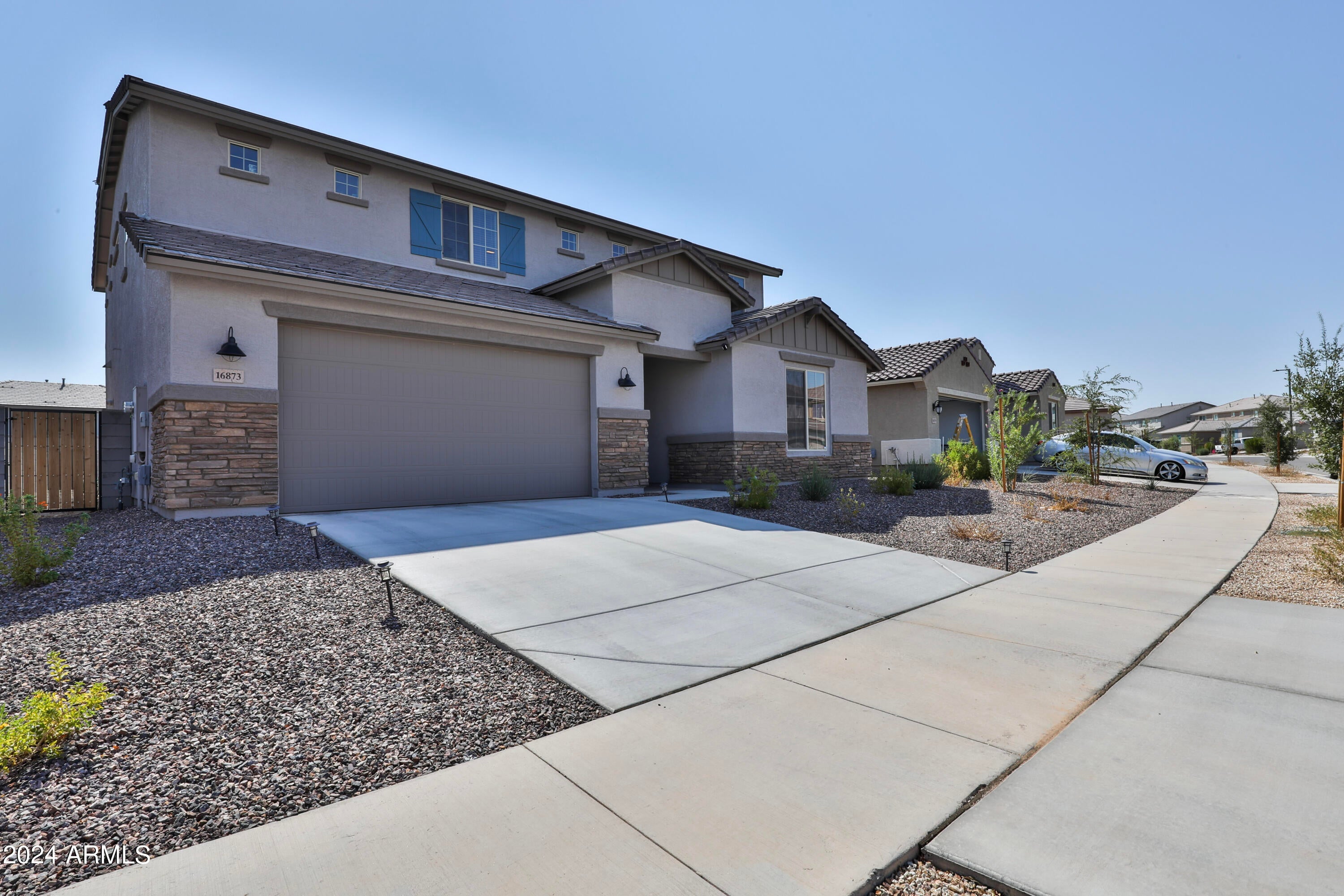16873 W FETLOCK Trail