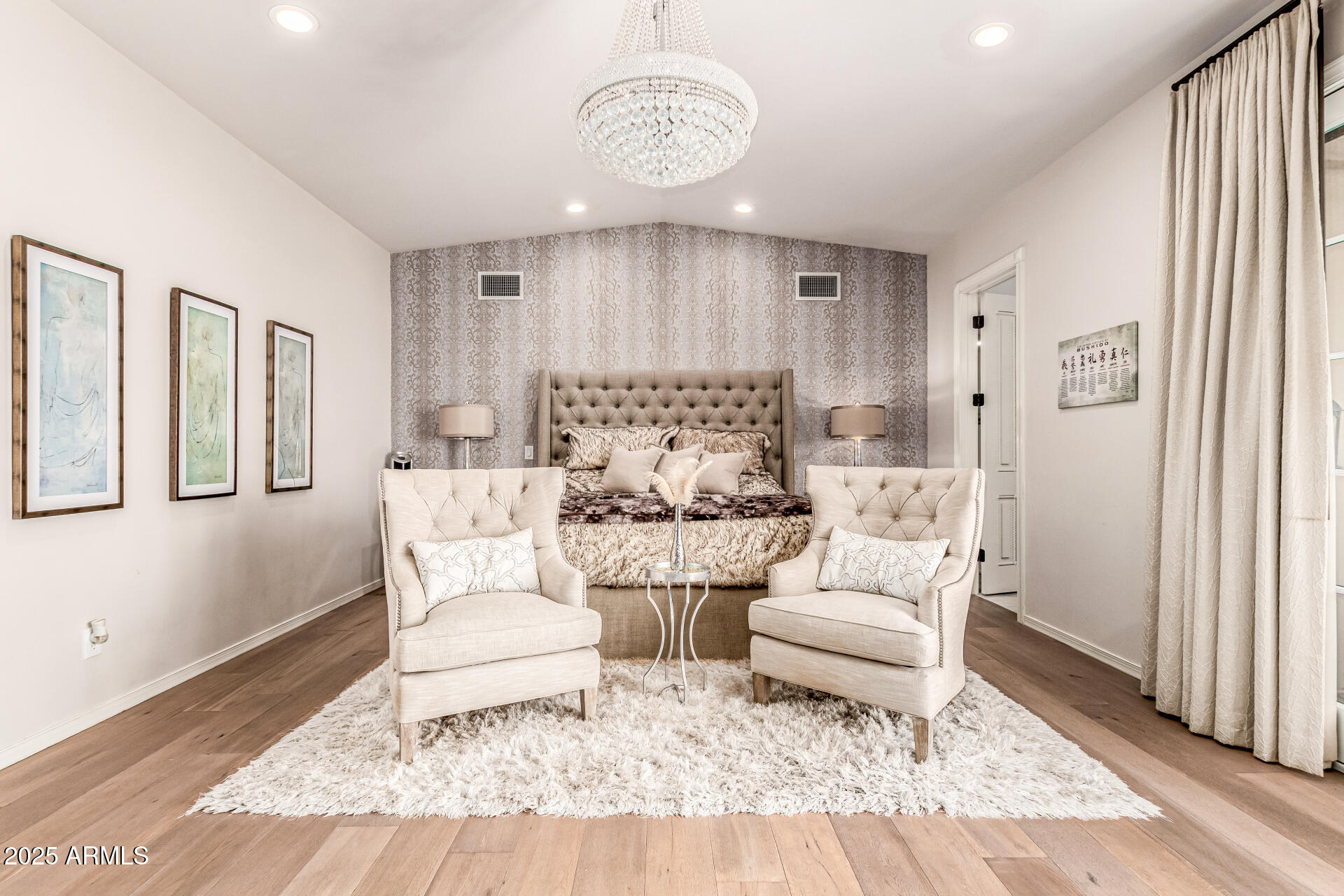 6050 N PARADISE VIEW Drive