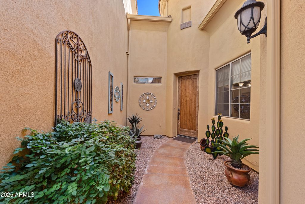 Photo of 5370 S Desert Dawn Drive #39, Gold Canyon, AZ 85118 (MLS # 6828688)