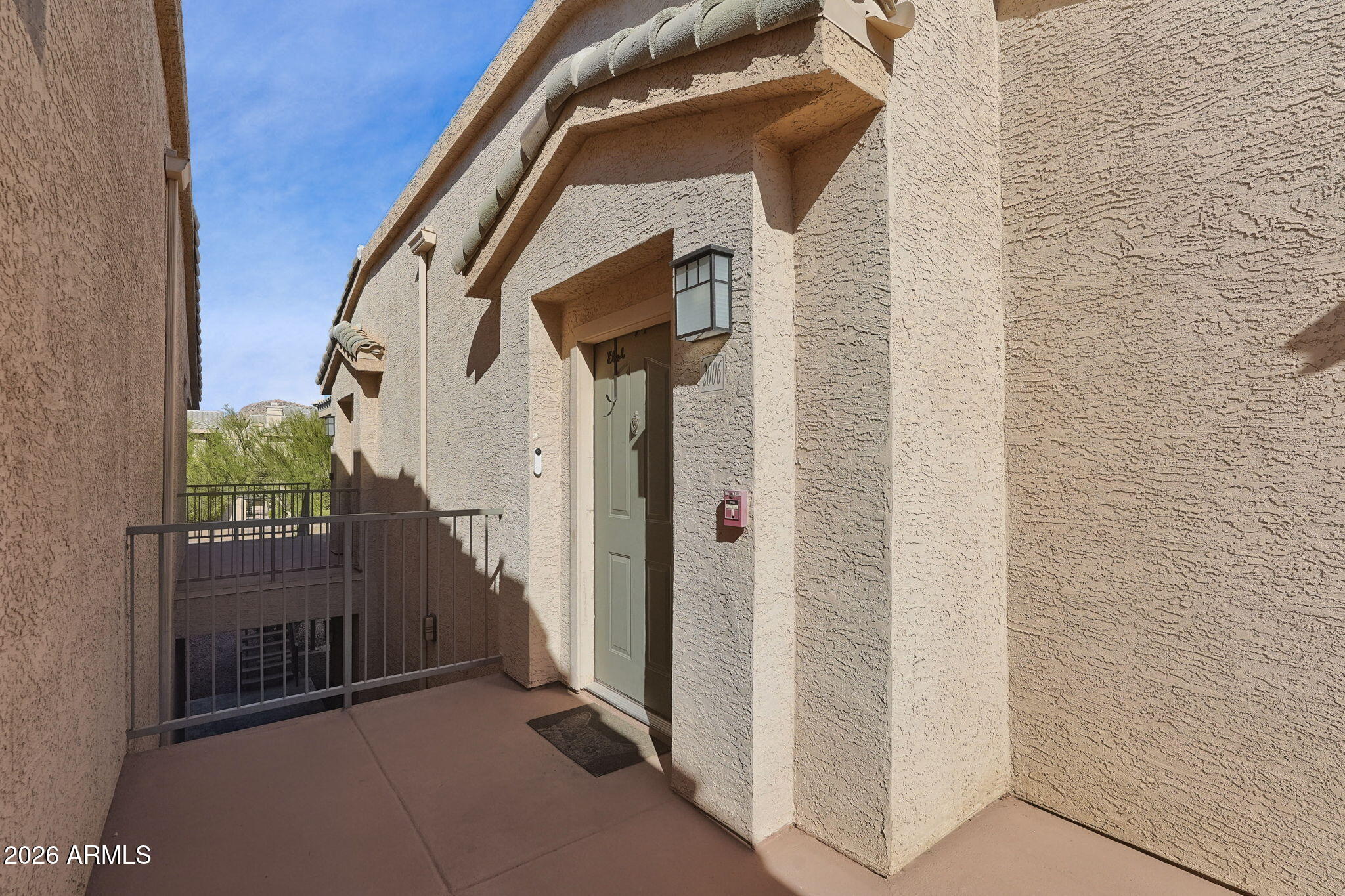 Properties 3 16013 S DESERT FOOTHILLS Parkway 2006