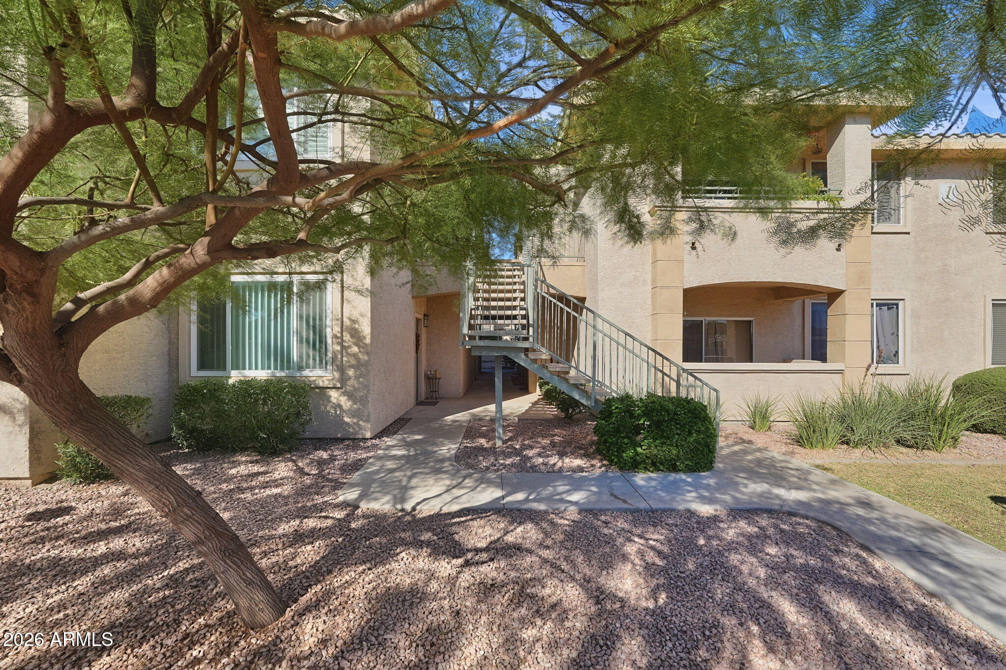 Properties 2 16013 S DESERT FOOTHILLS Parkway 2006