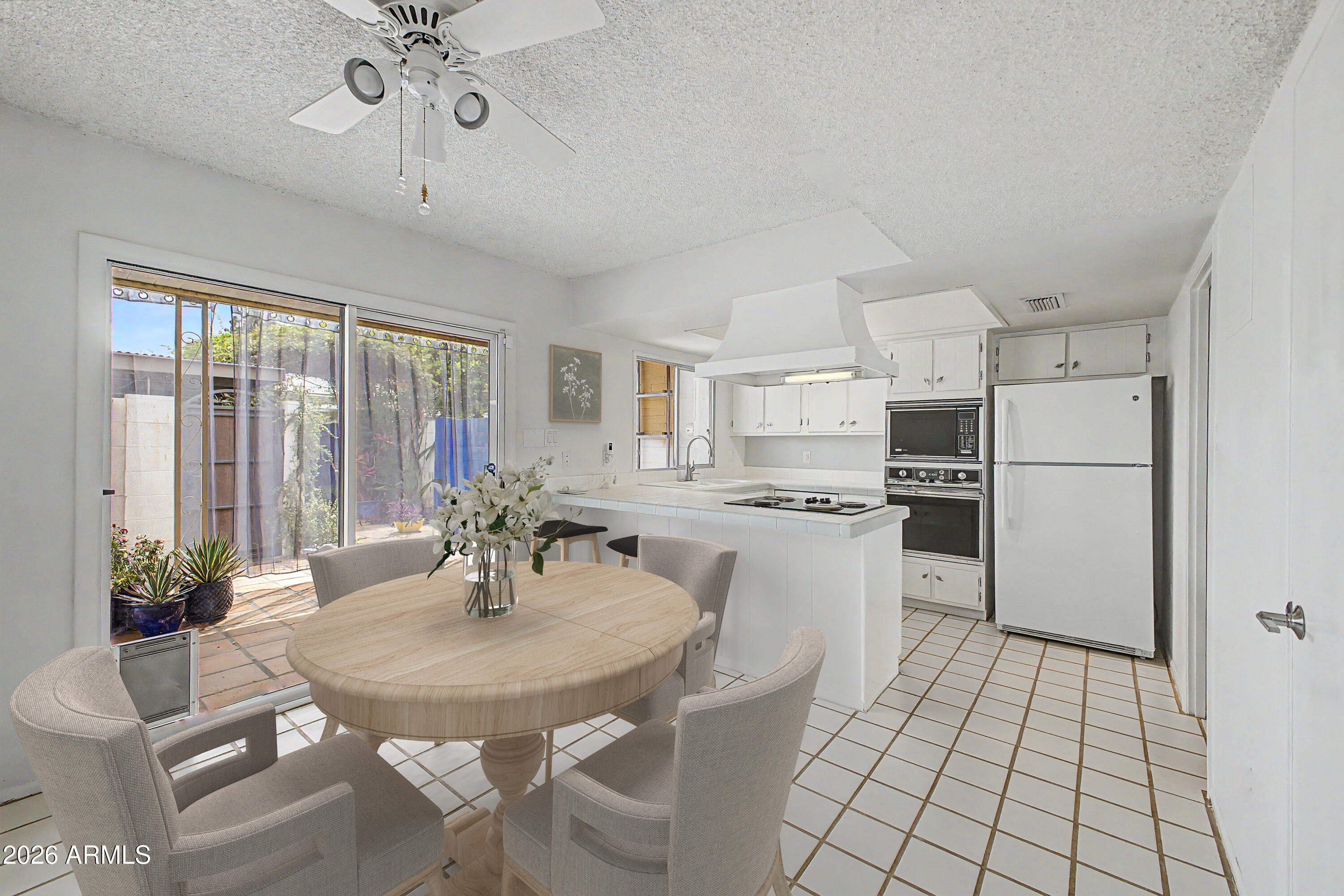 CONTINENTAL VILLAS - Residential