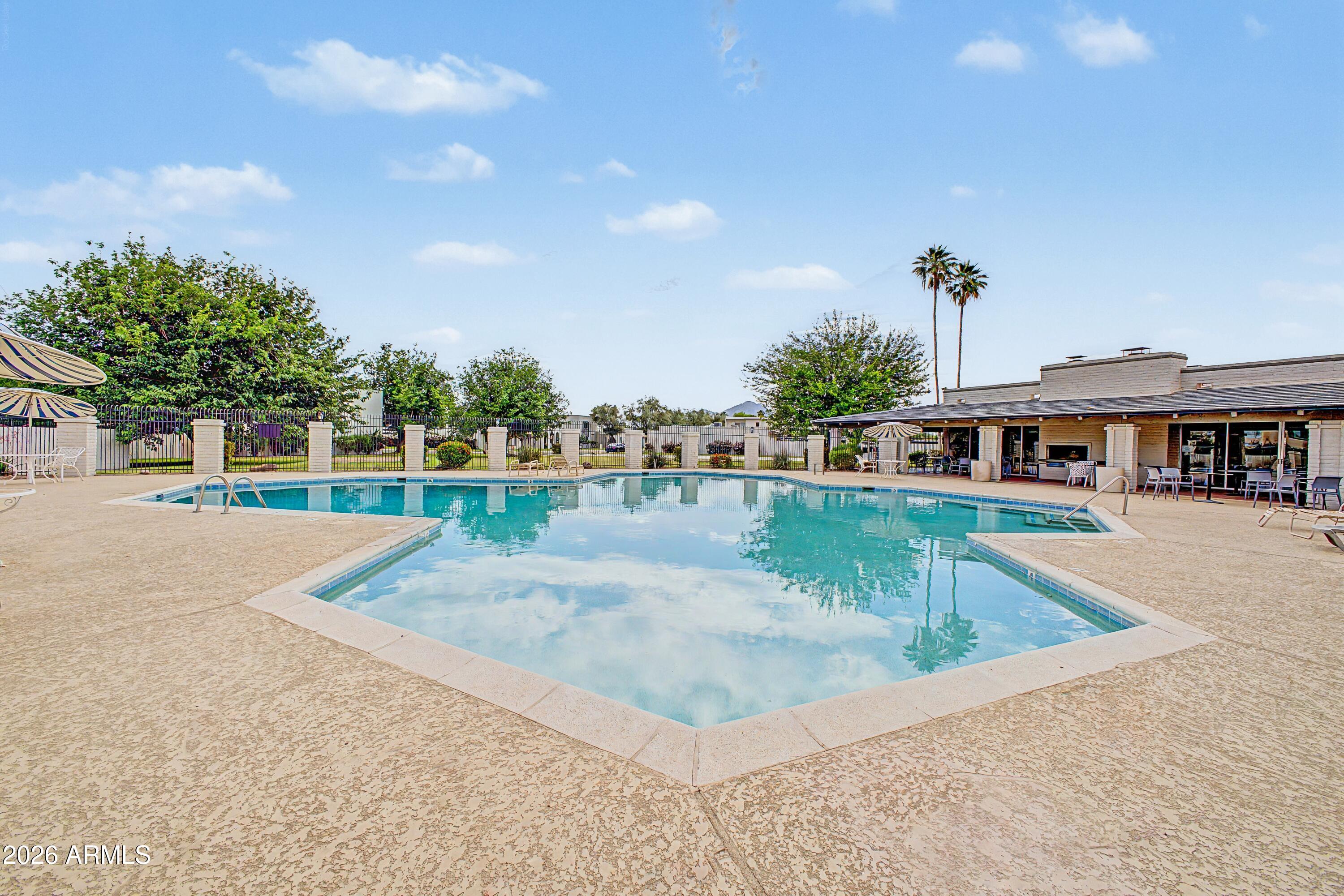 CONTINENTAL VILLAS - Residential