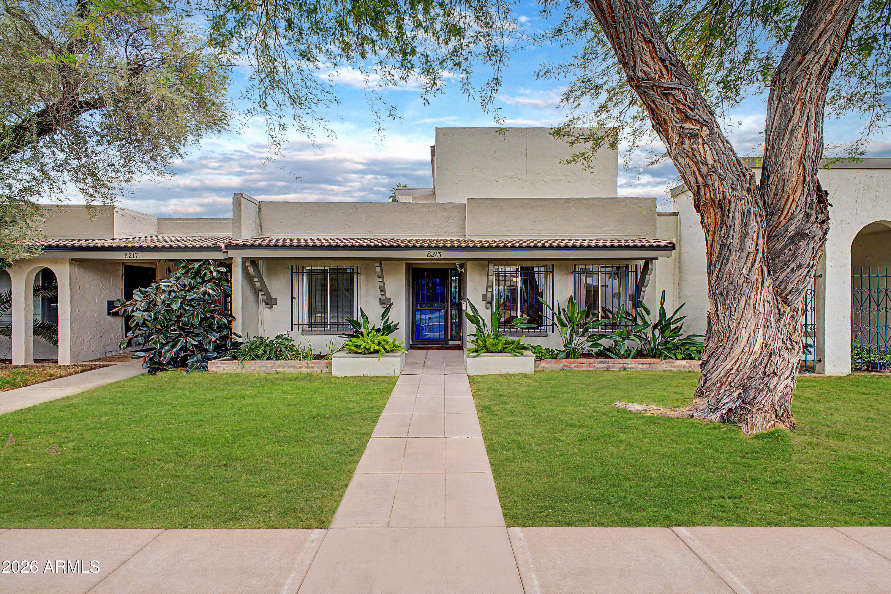 CONTINENTAL VILLAS - Residential