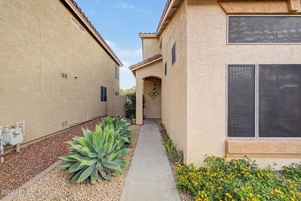 Photo of 1019 E Monona Drive, Phoenix, AZ 85024 (MLS # 7022459)