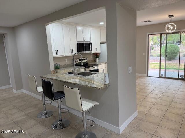 3212 W LUCIA Drive