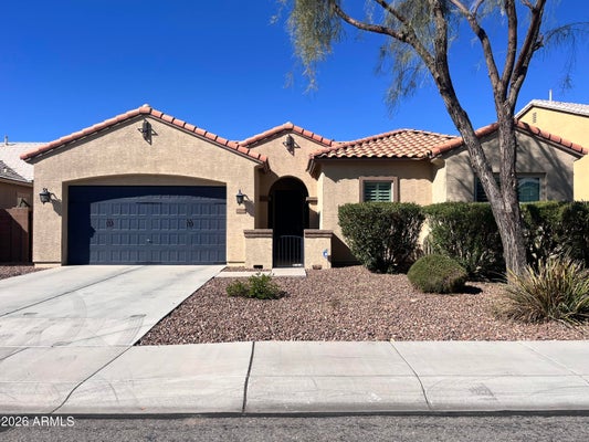 2208 E INDIAN WELLS DR, GILBERT, AZ 85298 - Image b6c4ce857c5f7fcd098353e2cc5d72dd/756813360