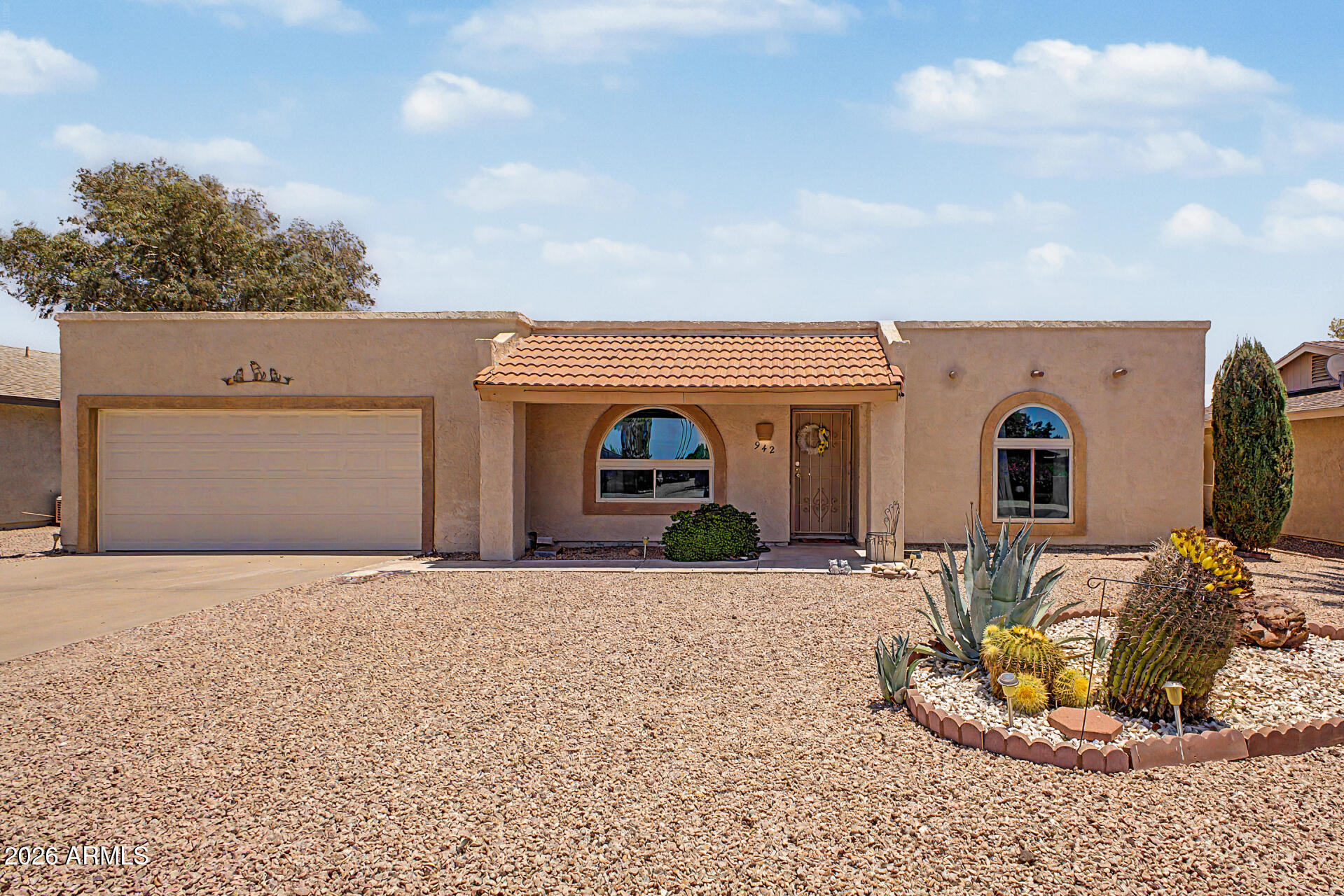 942 LEISURE WORLD --