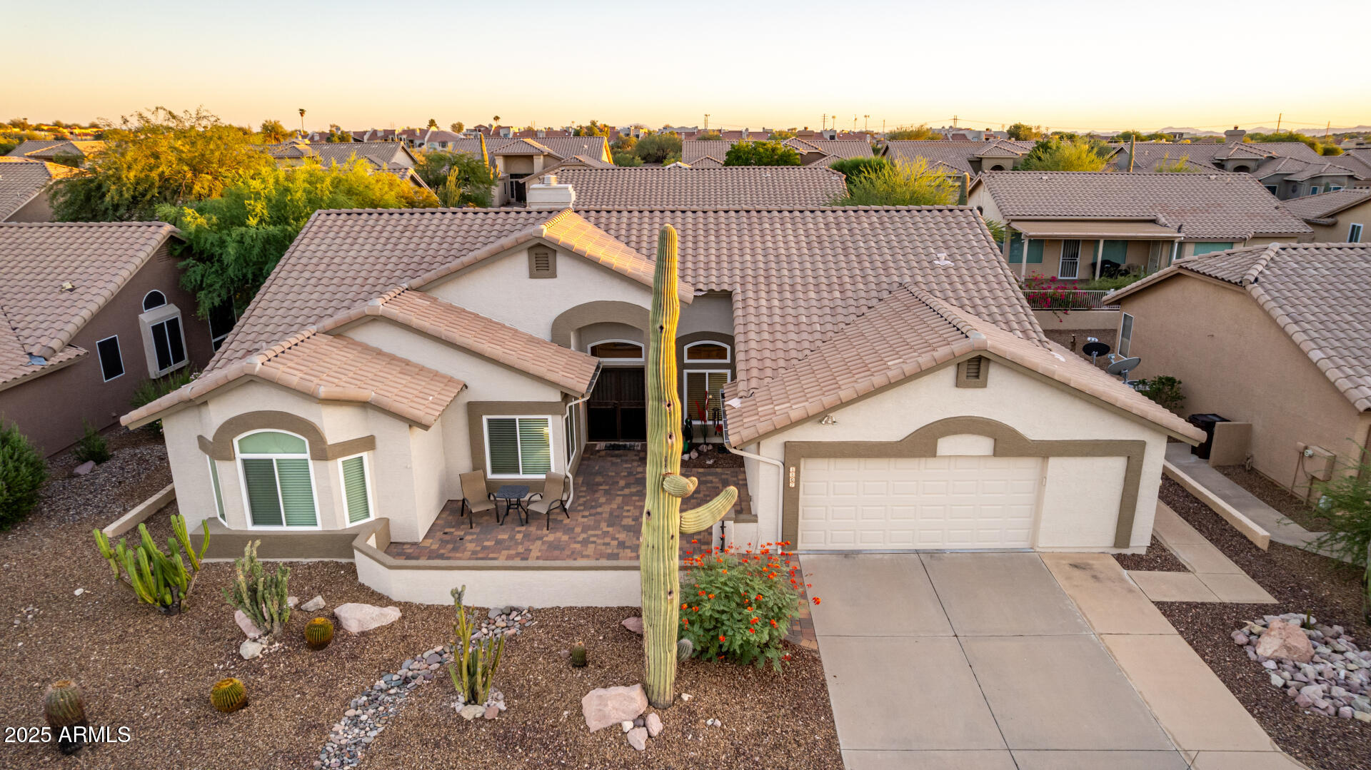8807 E SAGUARO BLOSSOM Road