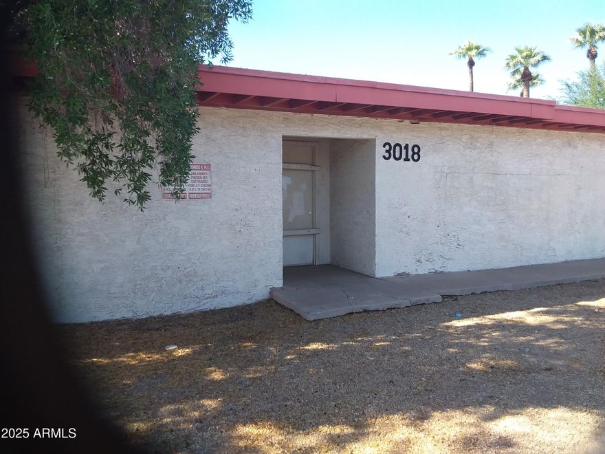 Corner property! Great location just west of St Joseph Hospital! Good size lot! The building is in poor condition! It can be salvaged! It is boardes up so cannot the windows cannot be seen!! The building has lots of potential!! Since the former owner had purchased the property his only use was storage! Electricity is on! Zoned R-5 check with Planning and Zoning ! Other properities in the area are C-1.