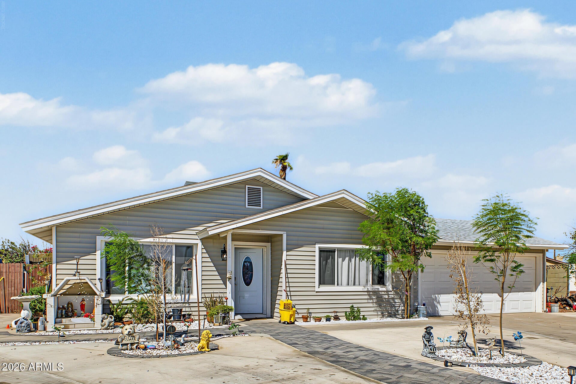 5454 W ROANOKE Avenue