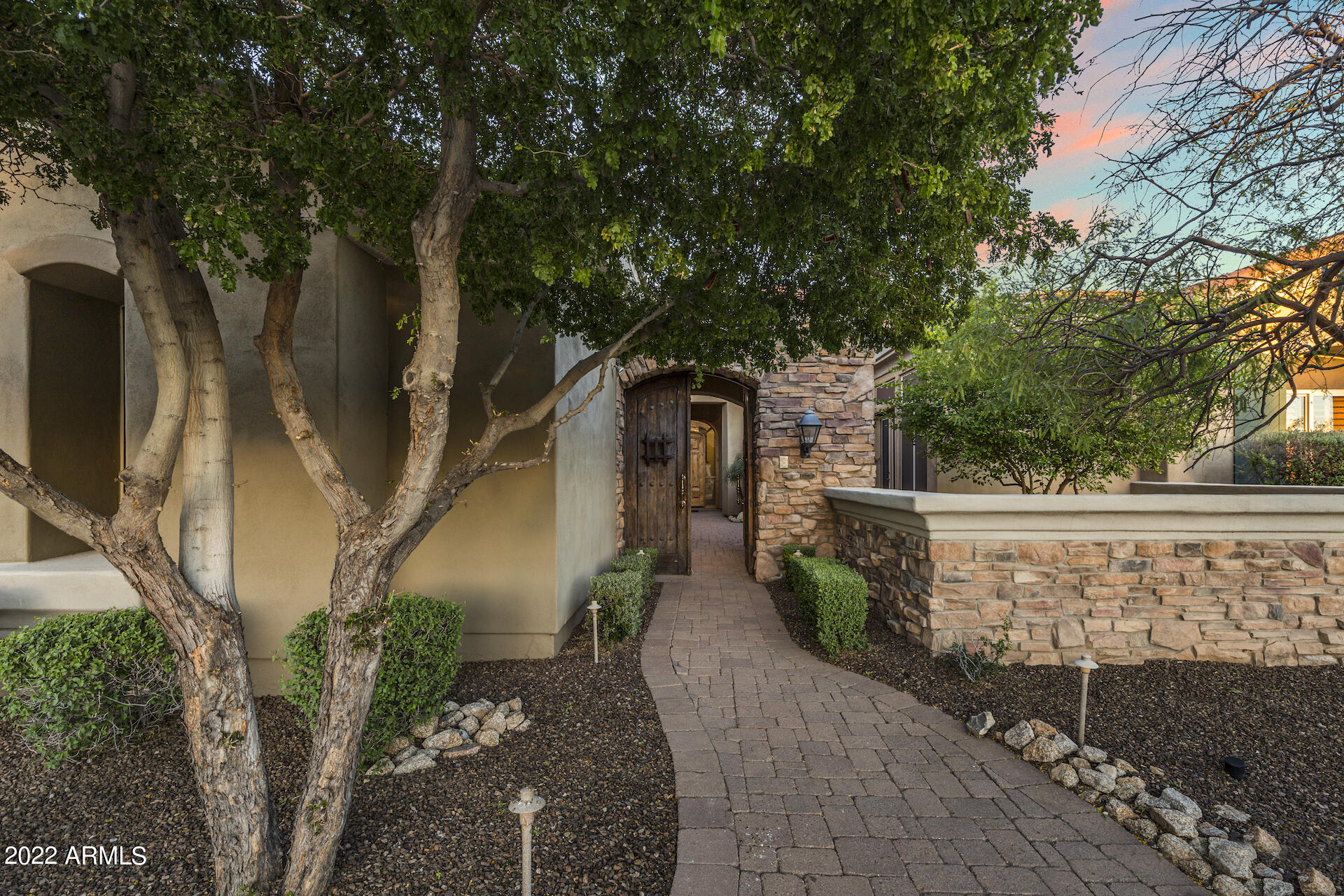LA STRADA - Residential
