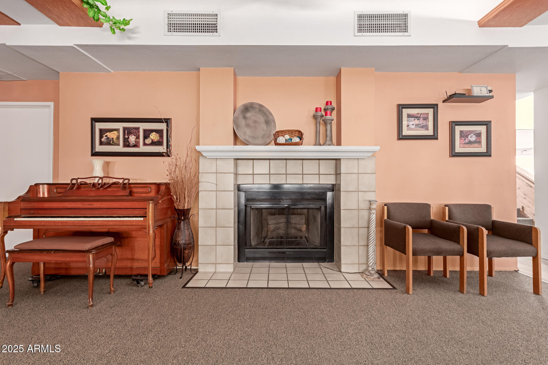 5518 E Lindstrom Lane 1018