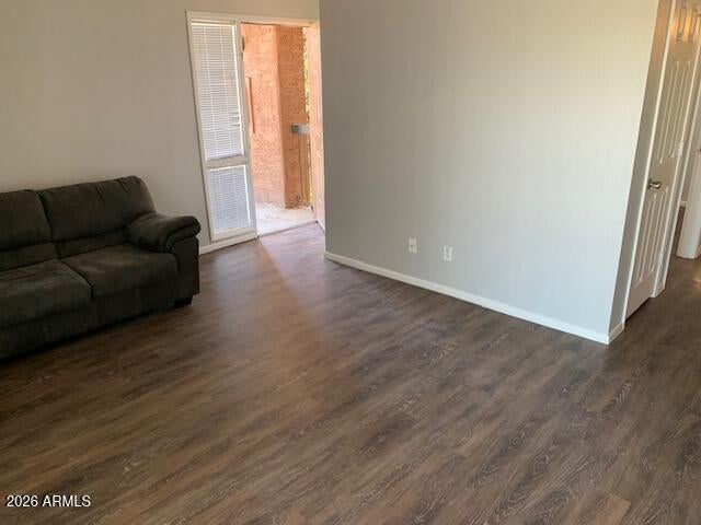 3810 N MARYVALE Parkway 2042