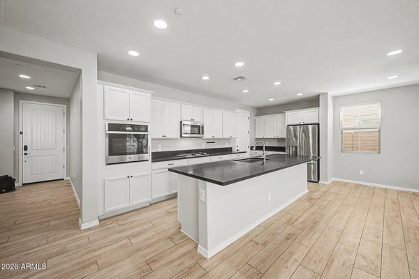 3922 E DUBLIN ST, GILBERT, AZ 85295 - Image b6d7afff5b559e55ed60b5cf7422a26f/1799697177